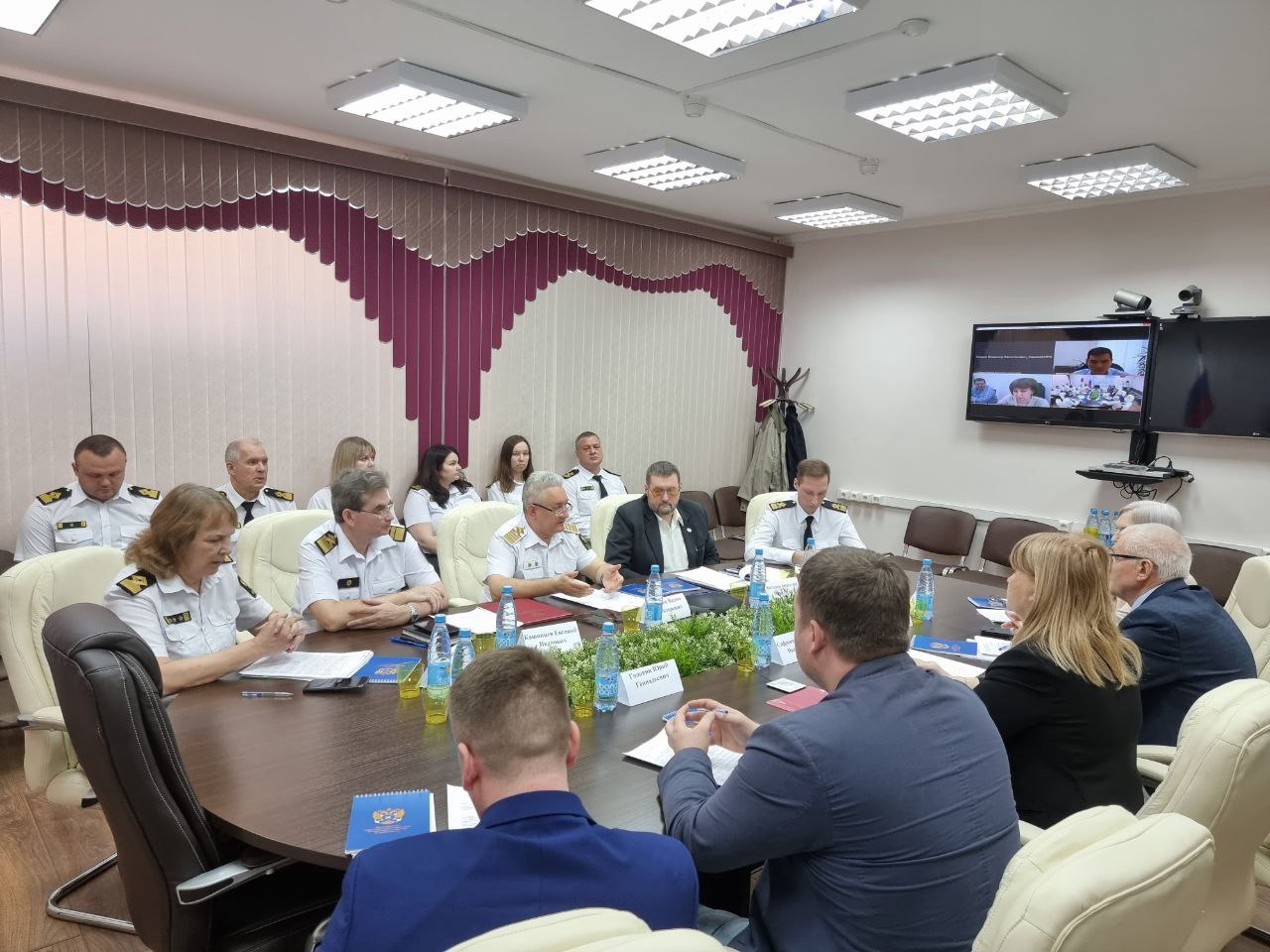 совещание волго камское ту 4